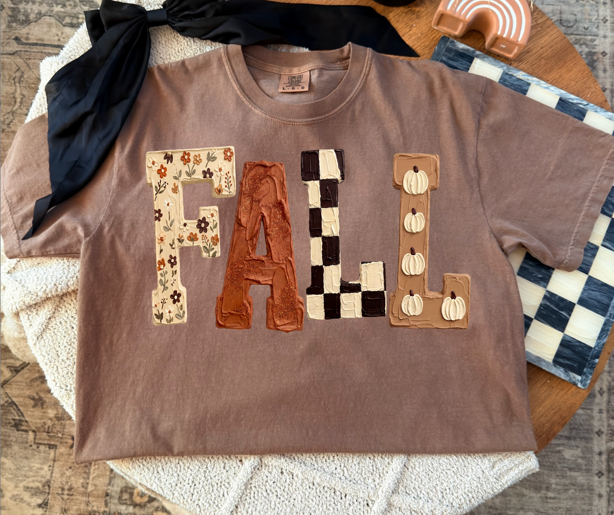 Fall graphic tee in Ivory