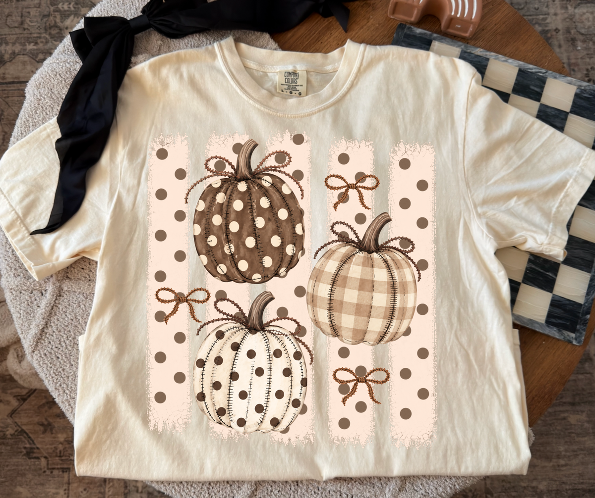 Stitched Pumpkins graphic tee in Ivory