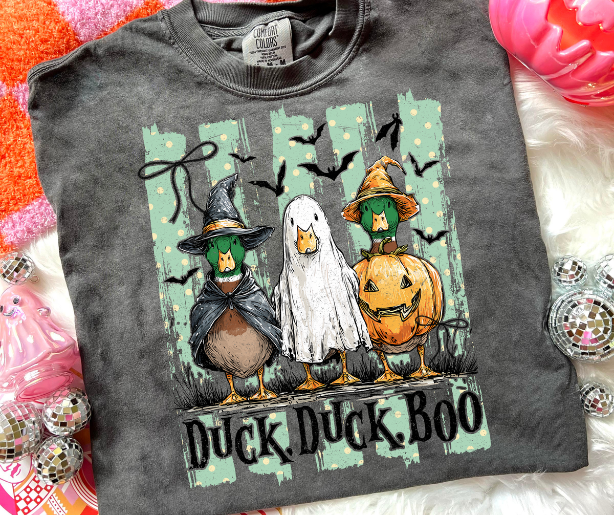Duck Duck Boo graphic tee in Pepper