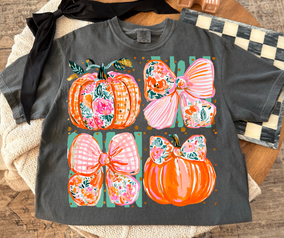 Floral Pumpkin Bow graphic tee in Pepper