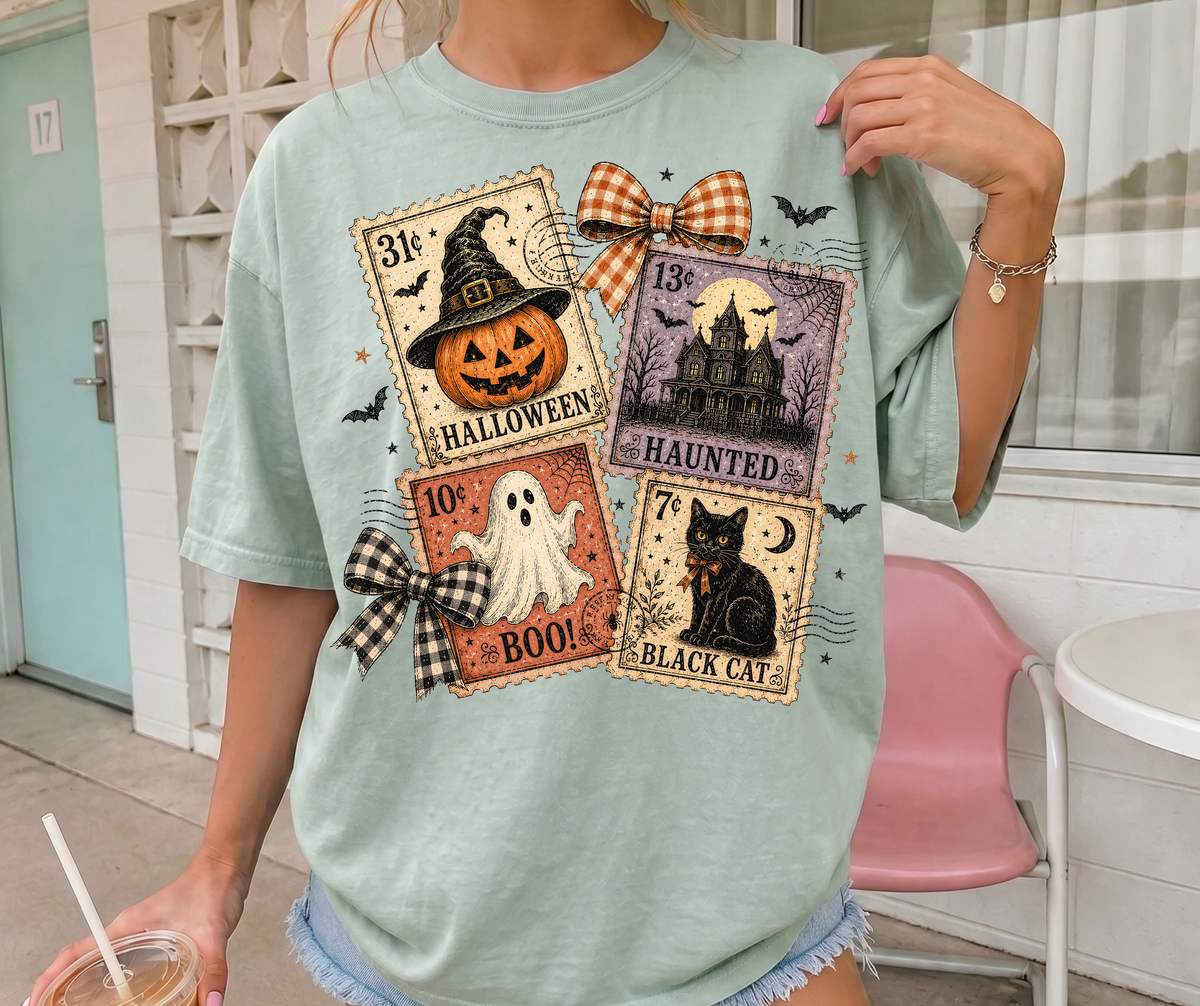 Halloween Postcards graphic tee in Bay