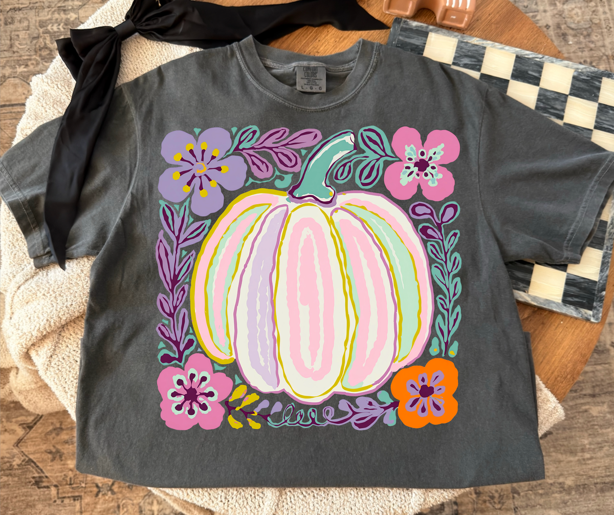 Pastel Pumpkin Floral graphic tee in Pepper