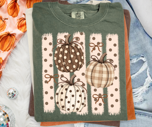Stitched Pumpkins graphic tee in Moss