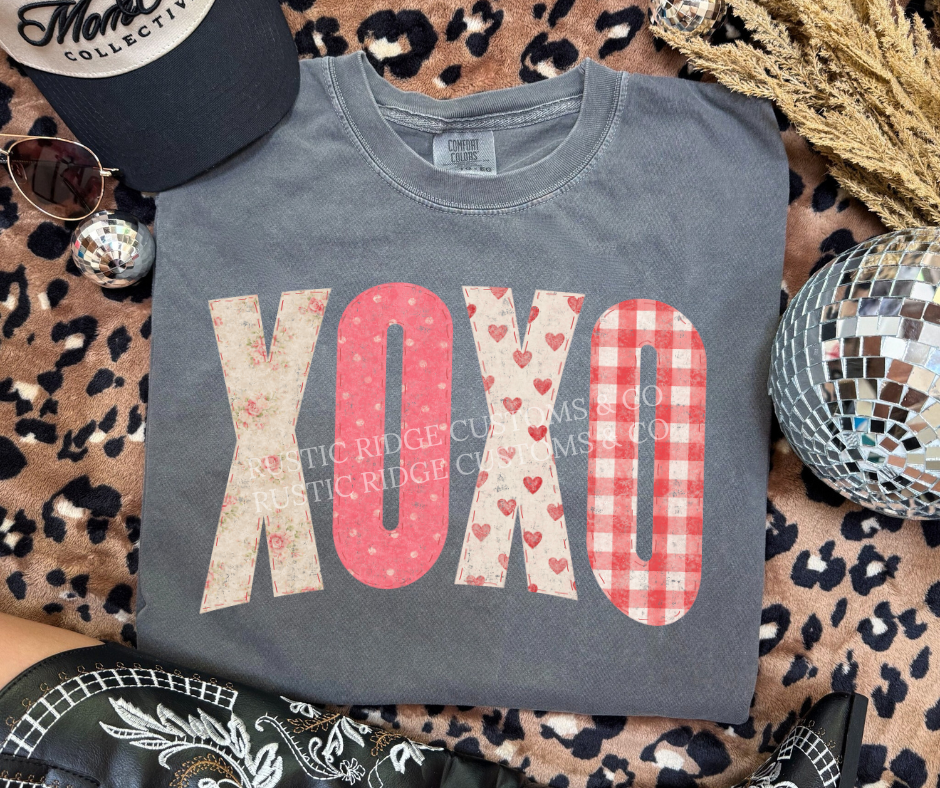 XOXO Valentine Tee
