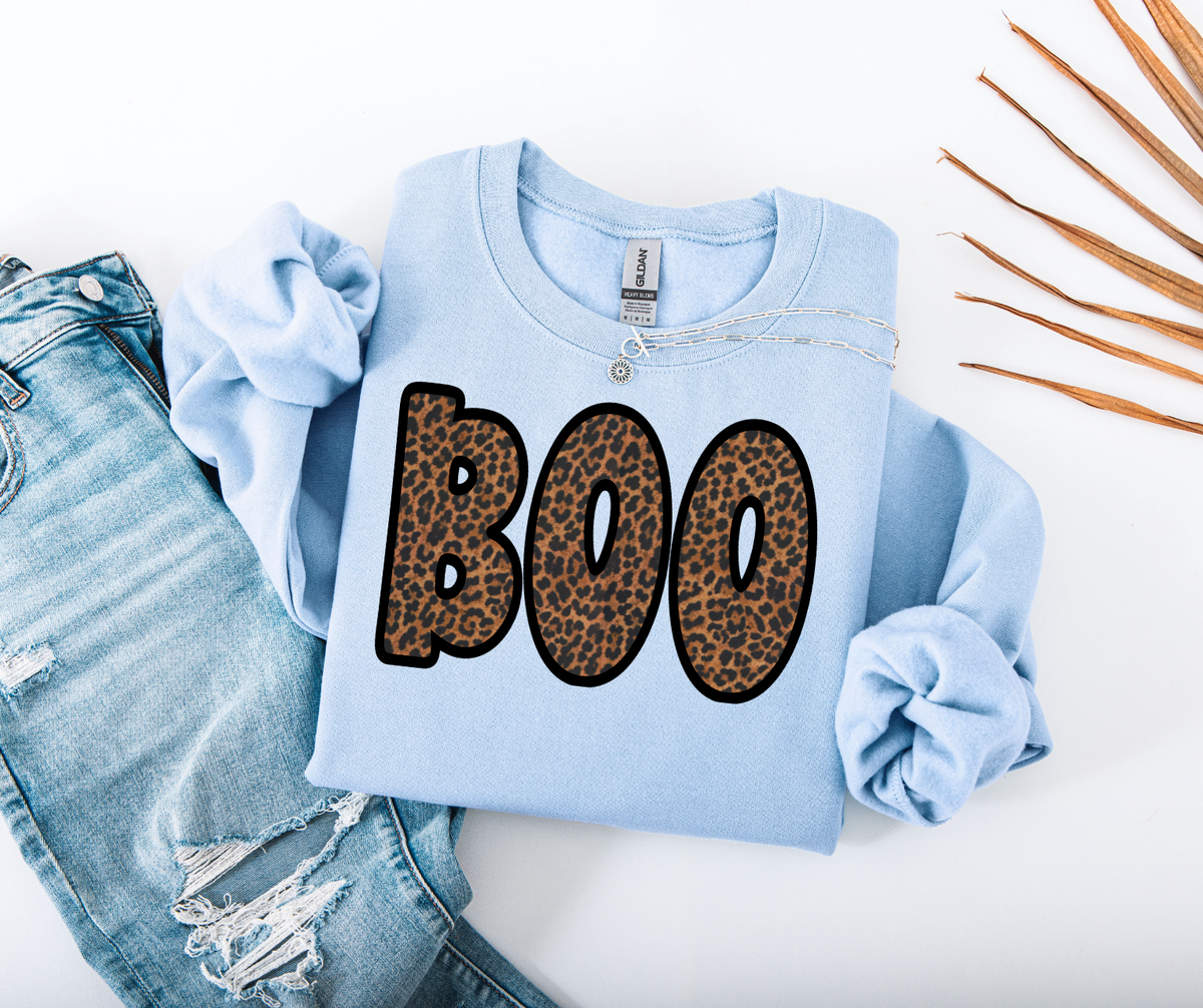 Leopard Boo graphic sweatshirt in light blue
